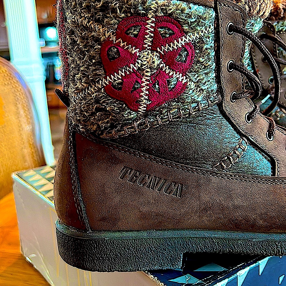 Fabulous Tecnica NEWInBox.Italy.DarkBrownSuede&Shearling.Sicilian/Moorish Design - Picture 2 of 15